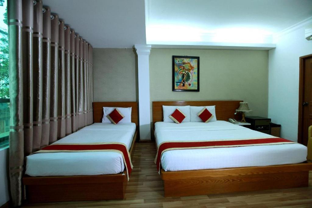 Khách sạn Lucky Star Saigon 2*