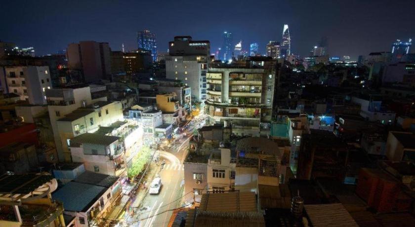 Khách sạn Lucky Star Saigon